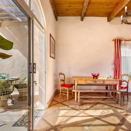 펜션 La Agueita playa del Águila